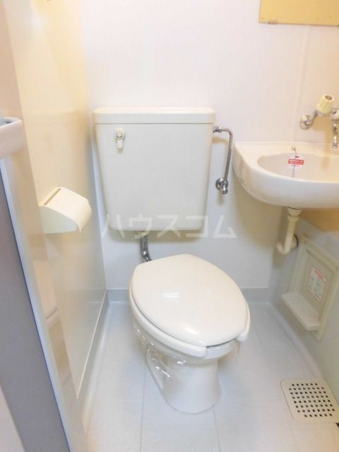 【掛川市杉谷のマンションのトイレ】