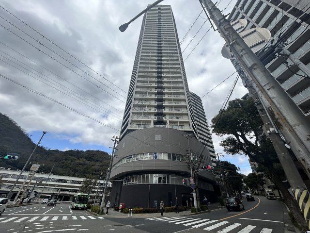 ジークレフ新神戸タワーの建物外観
