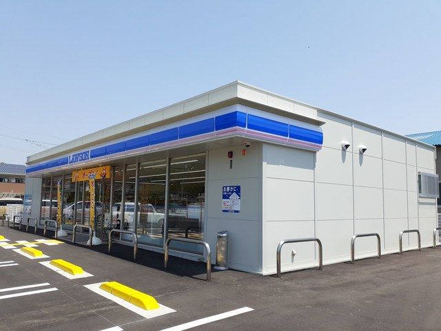 コンビニ　ローソン井原木之子町店（コンビニ）まで430m