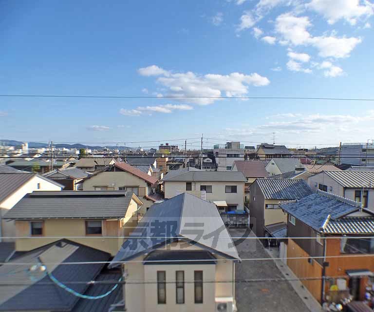 【京都市北区紫竹下長目町のマンションの眺望】