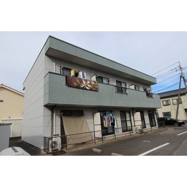 レックハウス　クィーンズ・コートの外観