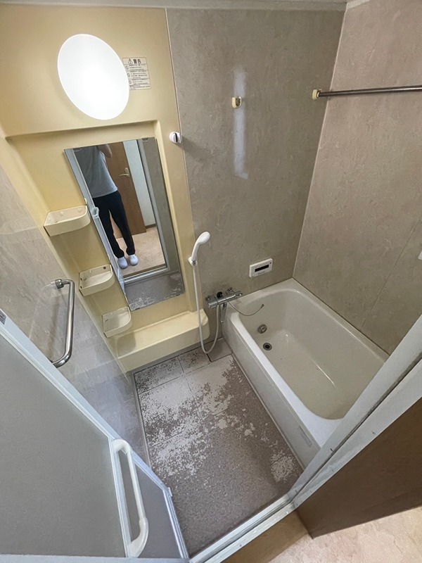 バス・シャワールーム