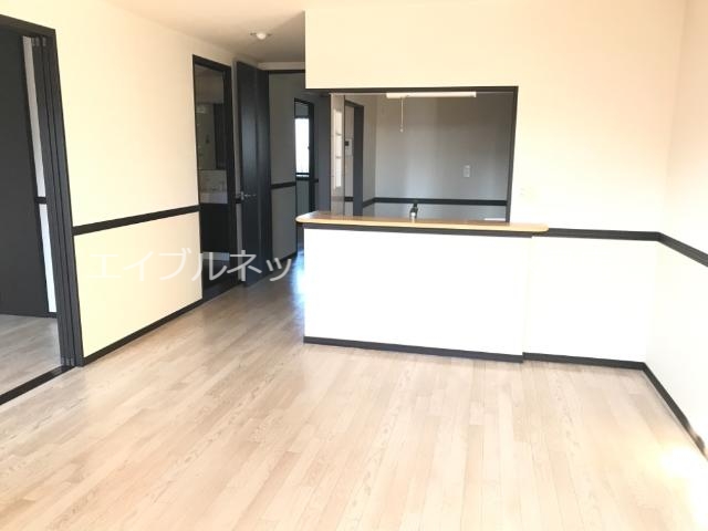 居室・リビング　リビング