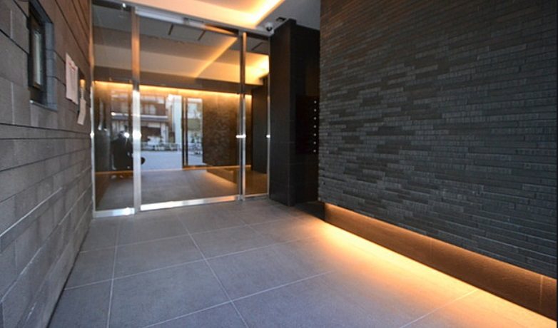 ロビー　ご見学予約受付中