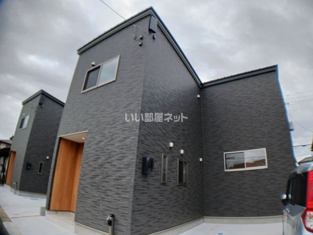 Casa　B棟の建物外観