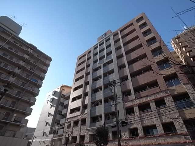 【神戸市中央区脇浜町のマンションの建物外観】