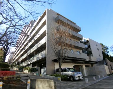 HF若林公園レジデンスの建物外観