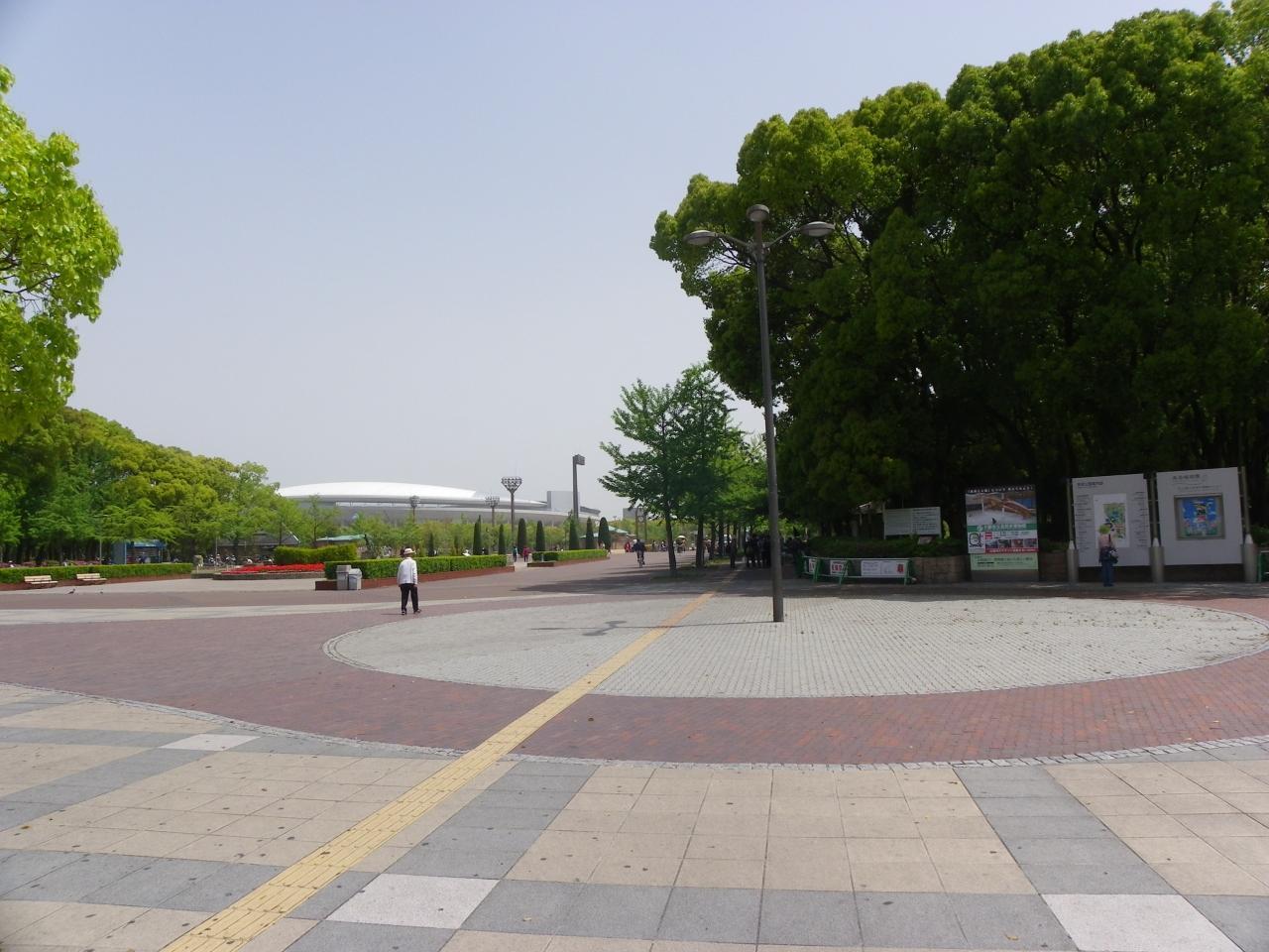 【ドムール長居南館の公園】