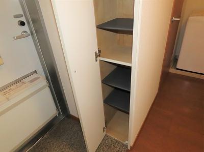 玄関　シューズボックスあり