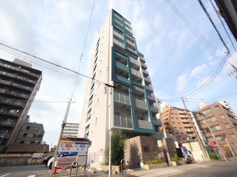 【名古屋市中区千代田のマンションの建物外観】