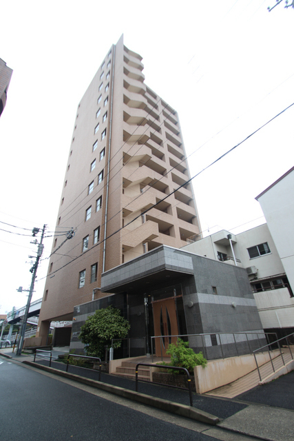 エスポワール本山の建物外観