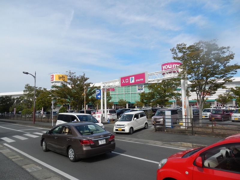 【熊本市東区下江津のアパートのショッピングセンター】