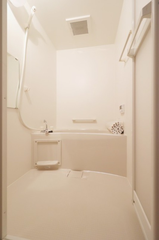 バス・シャワールーム　図面と現状に相違がある場合には現状を優先