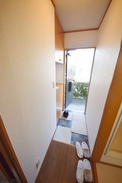 玄関　★お問い合わせはタウンハウジングまで★