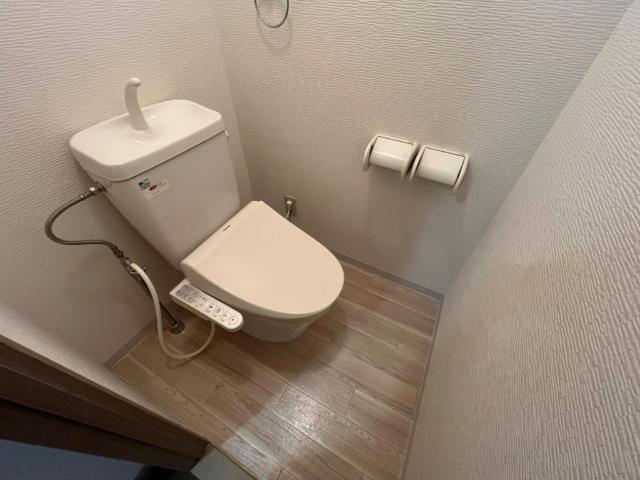 トイレ　シャワー付トイレ