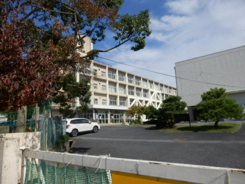 小学校　大津市立比叡平小学校（小学校）まで700m