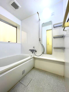 バス・シャワールーム　日々の暮らしに欠かせないお風呂です