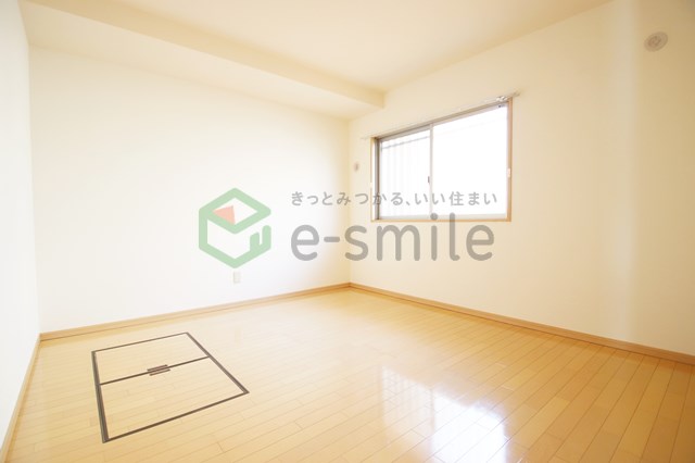 居室・リビング　きれいな洋室です