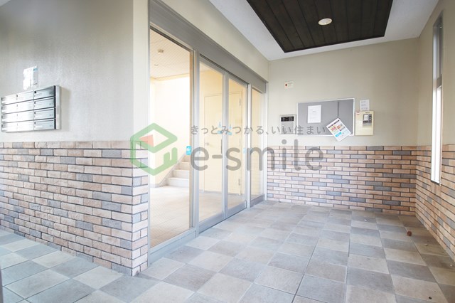 ロビー　落ち着いたロビーです