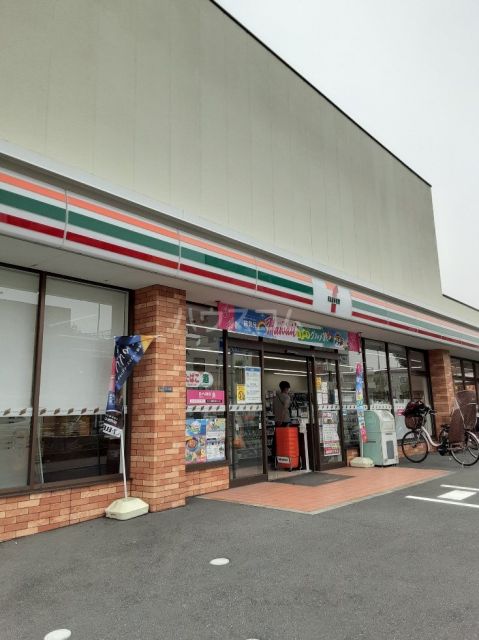 コンビニ　セブンイレブン　青戸８丁目店（コンビニ）まで537m