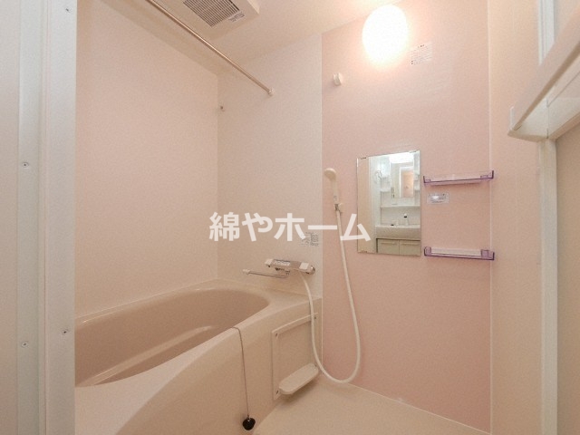 バス・シャワールーム　きれいなお風呂です