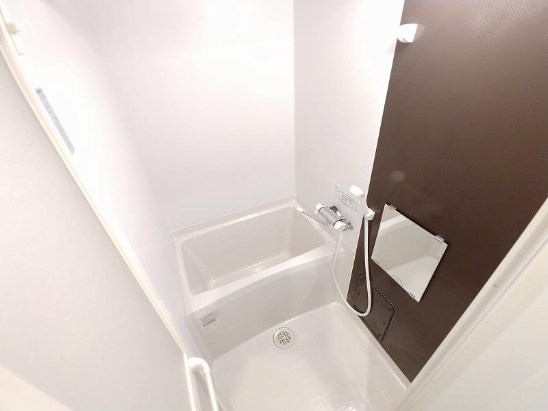 バス・シャワールーム　お風呂：浴室乾燥機つき