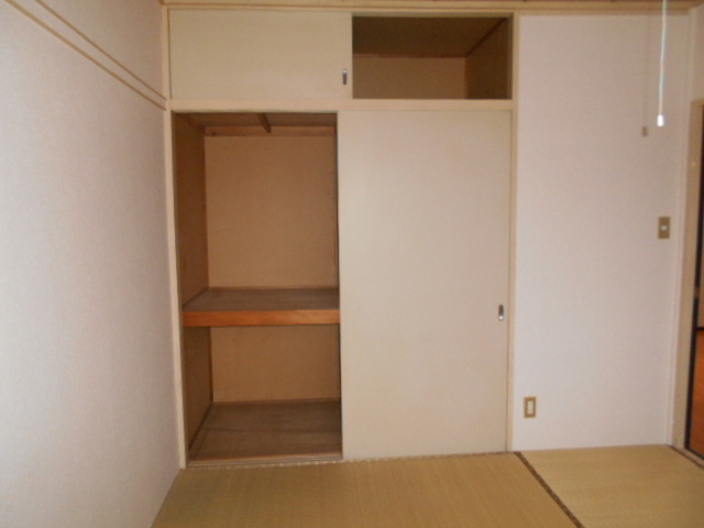 収納　和室　収納