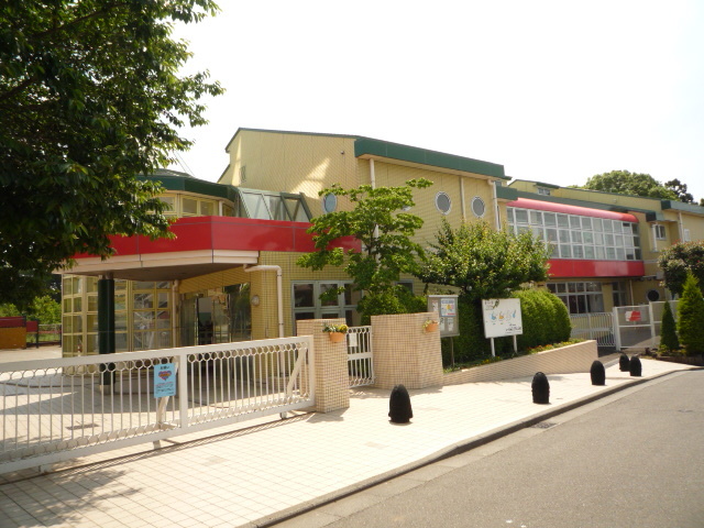 幼稚園・保育園　いづみ幼稚園（幼稚園・保育園）まで400m