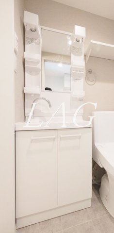 洗面設備　独立洗面台です。