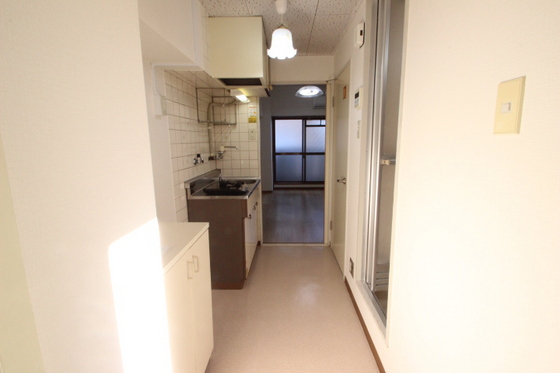 玄関　※別部屋のお写真です。