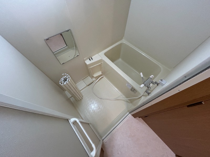 バス・シャワールーム　浴室