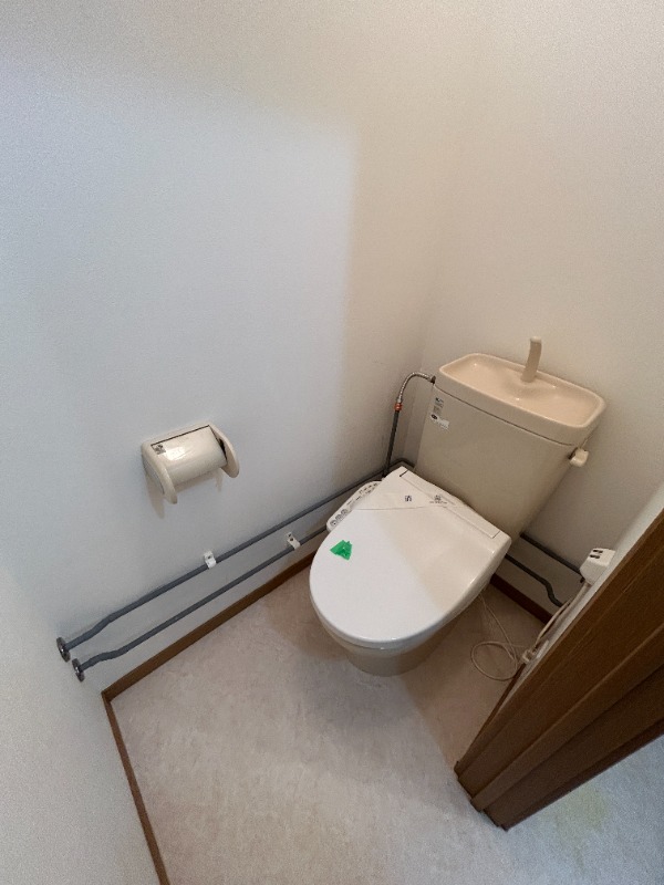 トイレ　トイレ