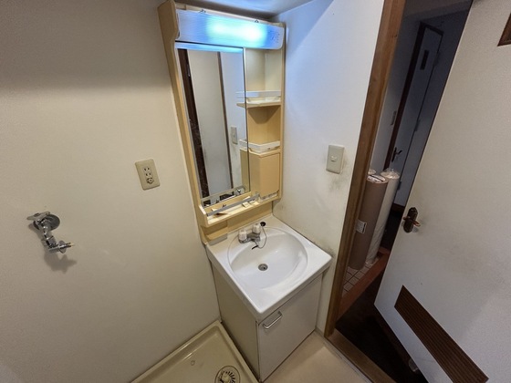 トイレ　※別号室の写真です