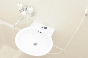 洗面設備　設備・使用は号室により異なる為、現況を優先いたします。