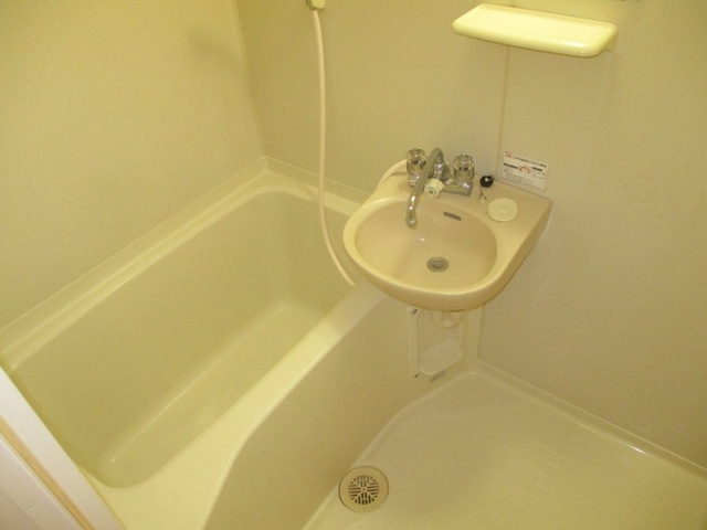 バス・シャワールーム　浴室