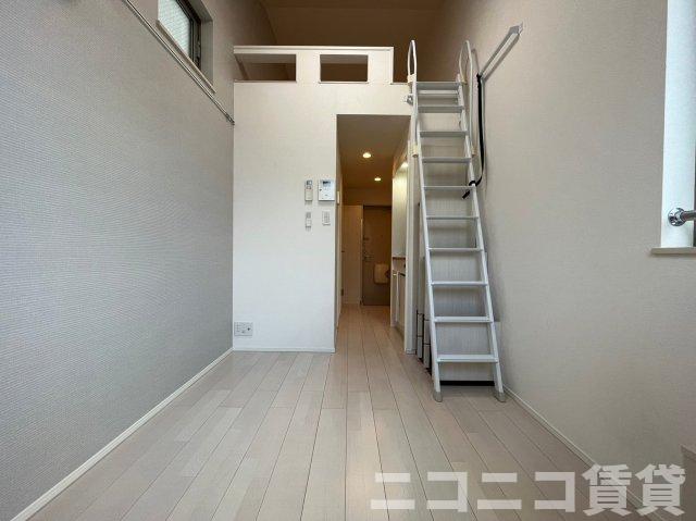 居室・リビング　別号室イメージの為、現状を優先致します。