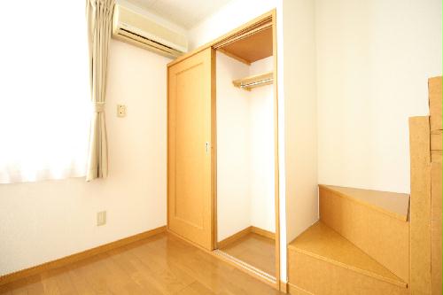 収納　もちろんクローゼットも完備しております！（写真は1F）