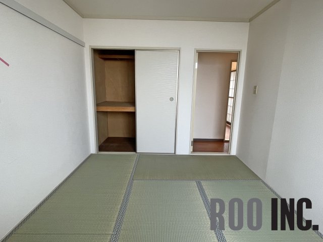 ウォームフロント岡田の内装写真