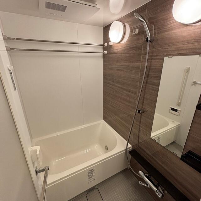 バス・シャワールーム　別部屋参考写真