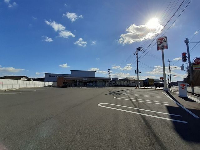 コンビニ　セブン-イレブン 高知長浜店（コンビニ）まで700m