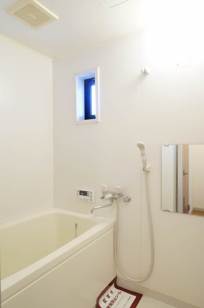 バス・シャワールーム　バスルーム