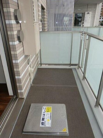 バルコニー　※こちらのお写真は他部屋になり参考写真です