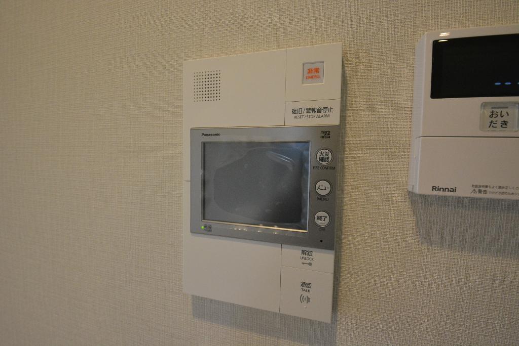 セキュリティ　カメラ付インターホン