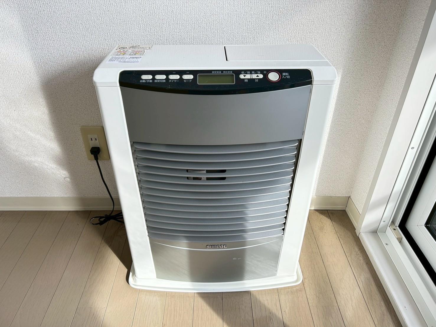 その他設備　灯油ＦＦストーブ