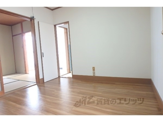 居室・リビング　洋室