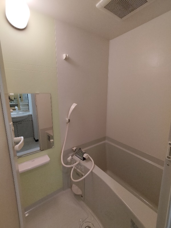 バス・シャワールーム　別号室の写真です