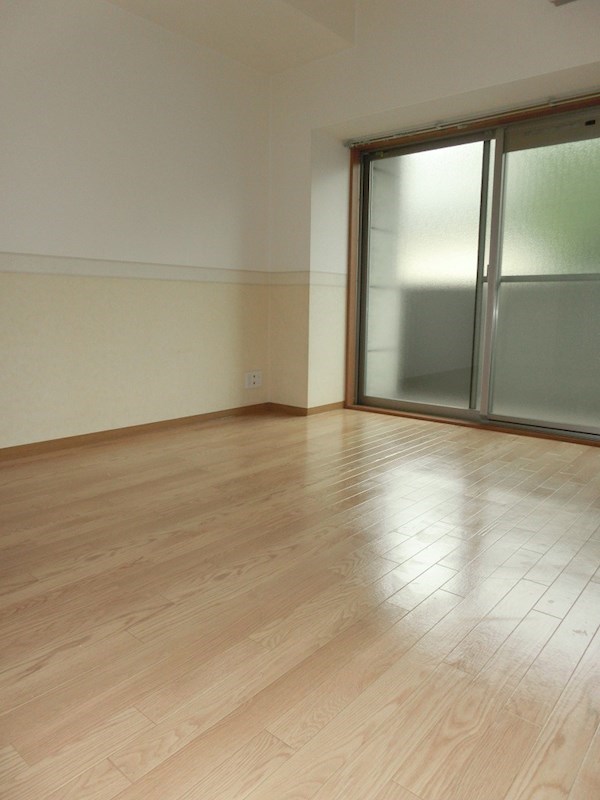 居室・リビング　※同物件参考写真