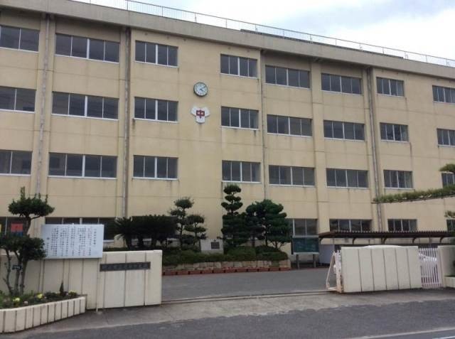 中学校　岡山市立芳田中学校（中学校）まで1960m