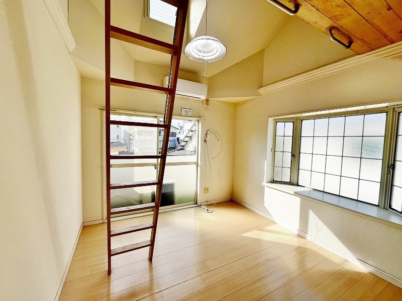 居室・リビング　★洋室7帖★