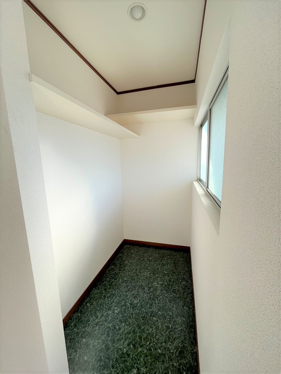 収納　玄関横自転車もおける大きな収納